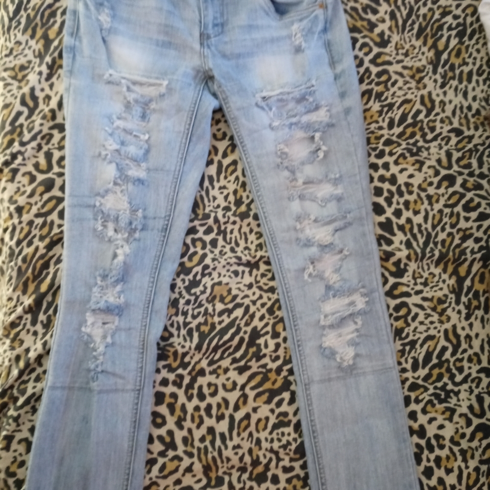 Rue21 ripped jeans sz 5/6